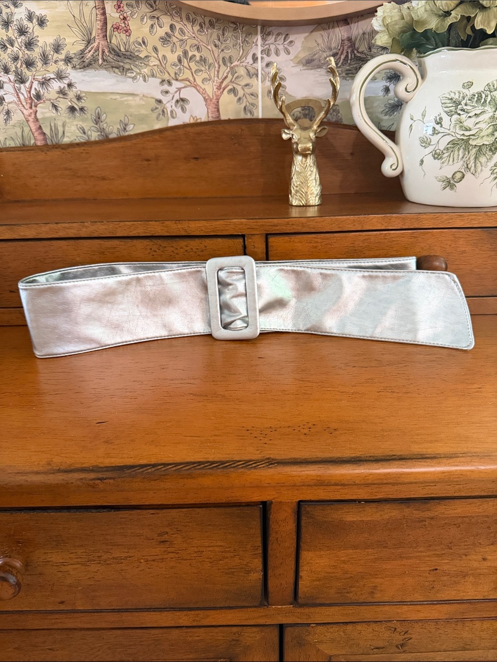 Metallic 80’s Silver Wide Waist Belt